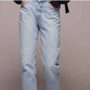 ZARA HI-RISE STRAIGHT LEG JEANS TRF